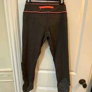 Lululemon Run On Tight